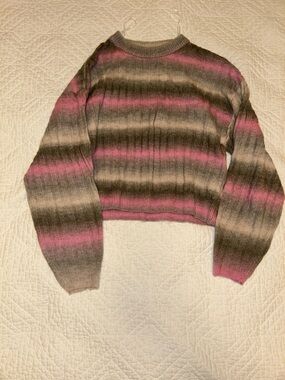 H&M Cropped Crewneck Sweater in Pink and Gray Stripes